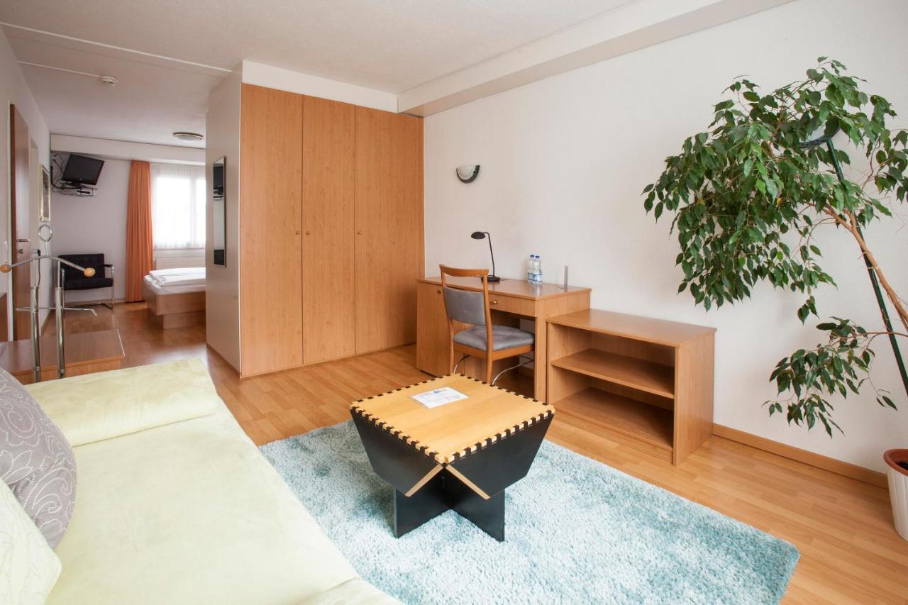Hotel Zur Au Делликон Экстерьер фото