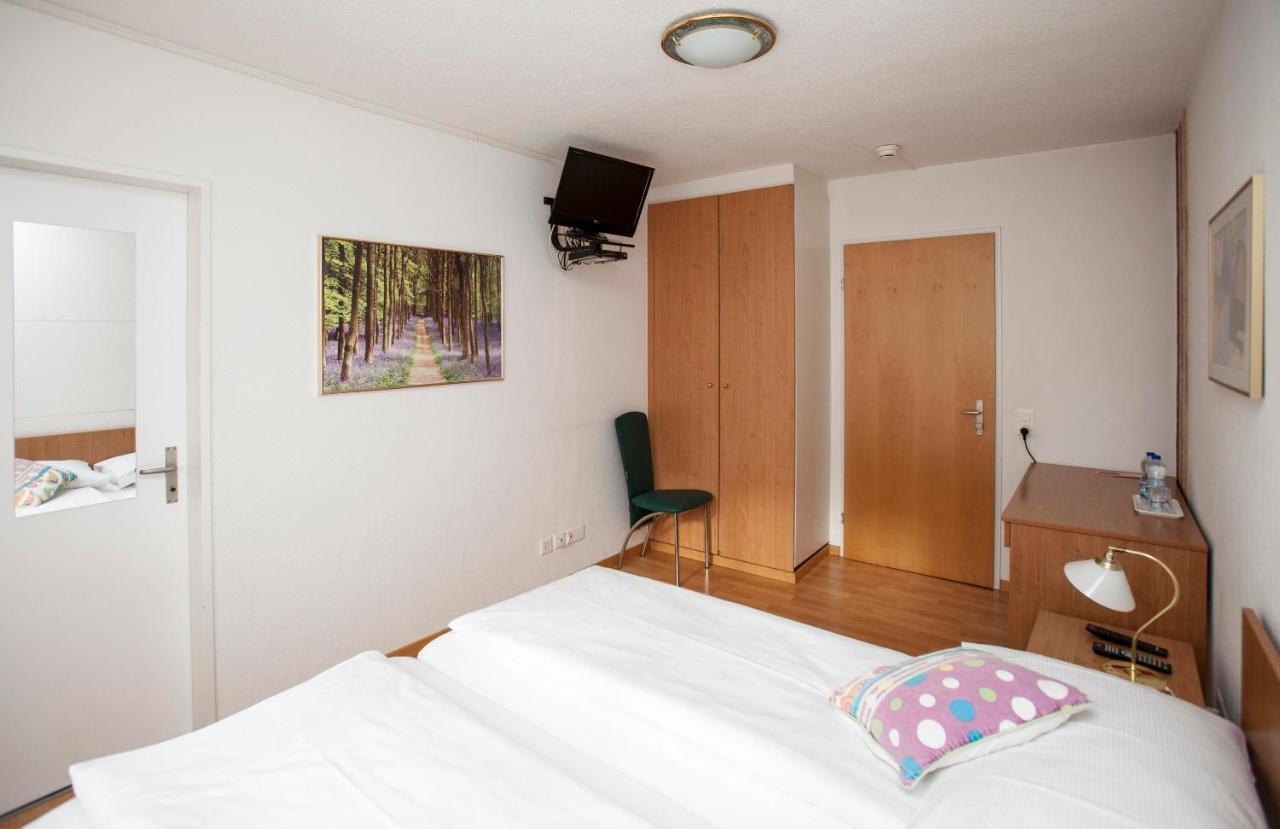 Hotel Zur Au Делликон Экстерьер фото