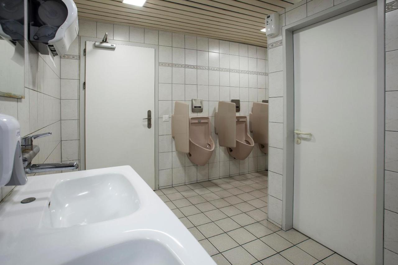 Hotel Zur Au Делликон Экстерьер фото